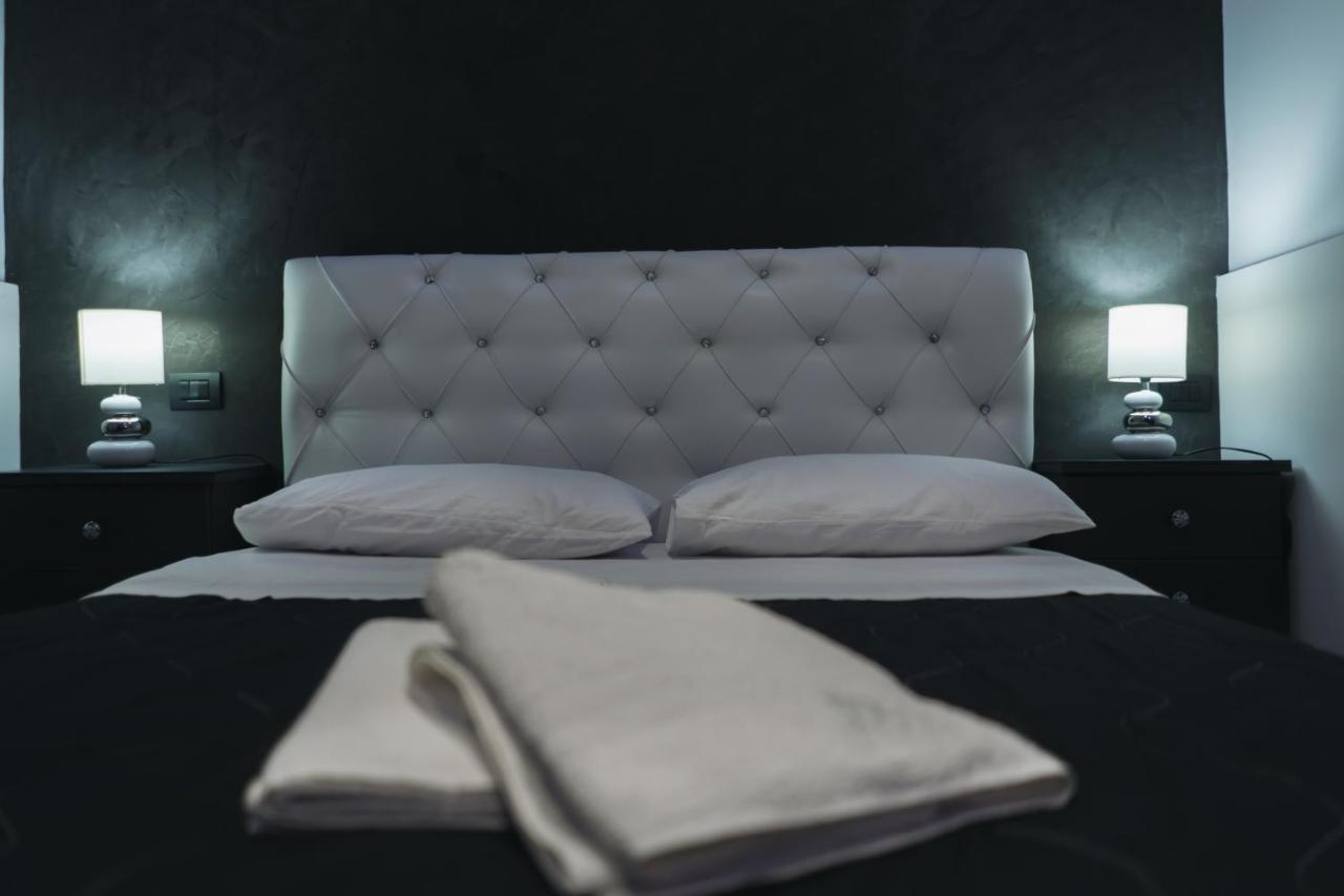 Dl Luxury B&B Napoli Eksteriør bilde