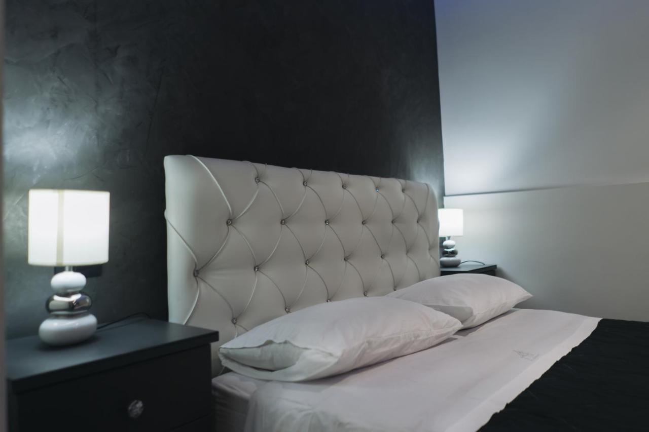 Dl Luxury B&B Napoli Eksteriør bilde